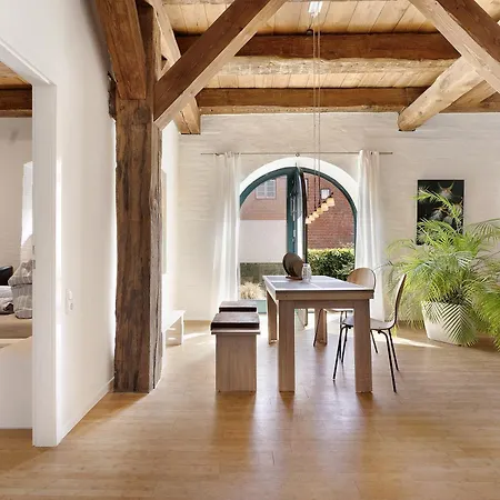 Haus Foerde Kanalpackhaus Апартаменты *